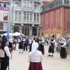 Piping in León.jpg